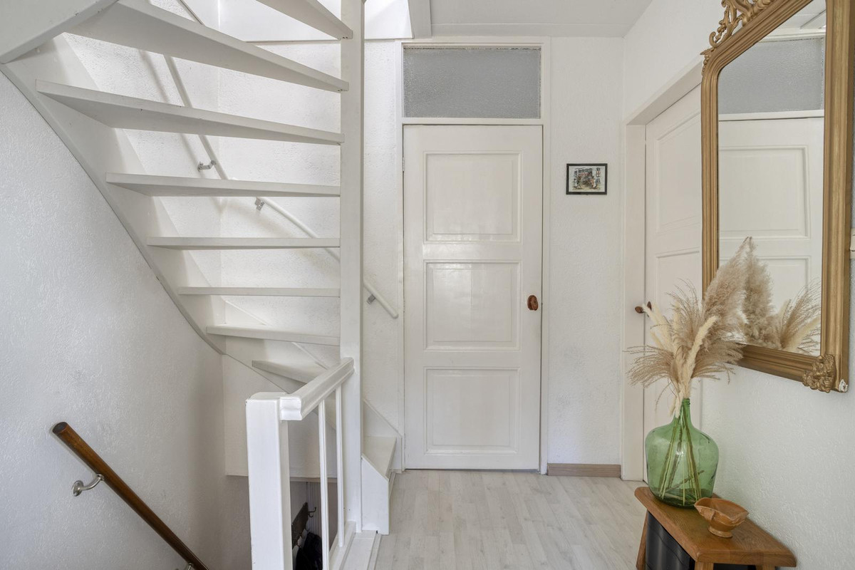 Tussenwoning te koop: Loolaan 8, Halsteren