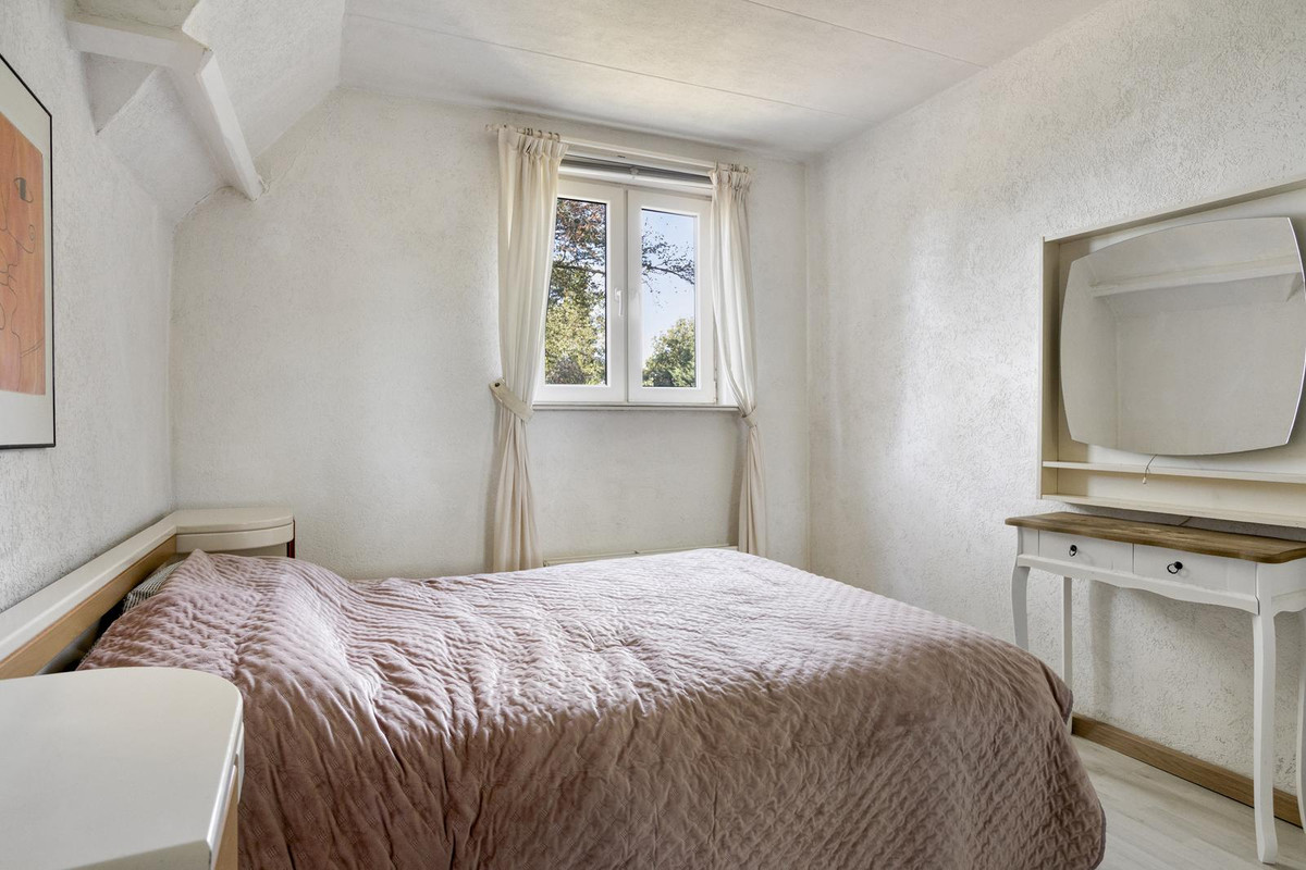 Tussenwoning te koop: Loolaan 8, Halsteren