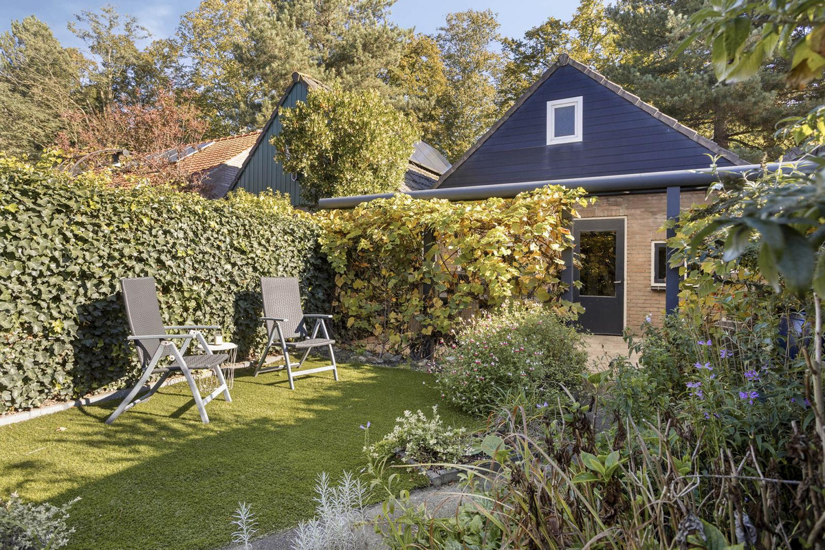Tussenwoning te koop: Loolaan 8, Halsteren