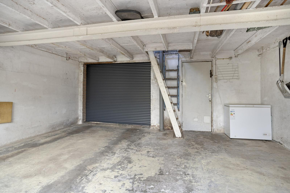 Tussenwoning te koop: Loolaan 8, Halsteren
