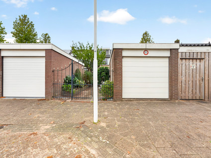 Gerard Dousingel 9