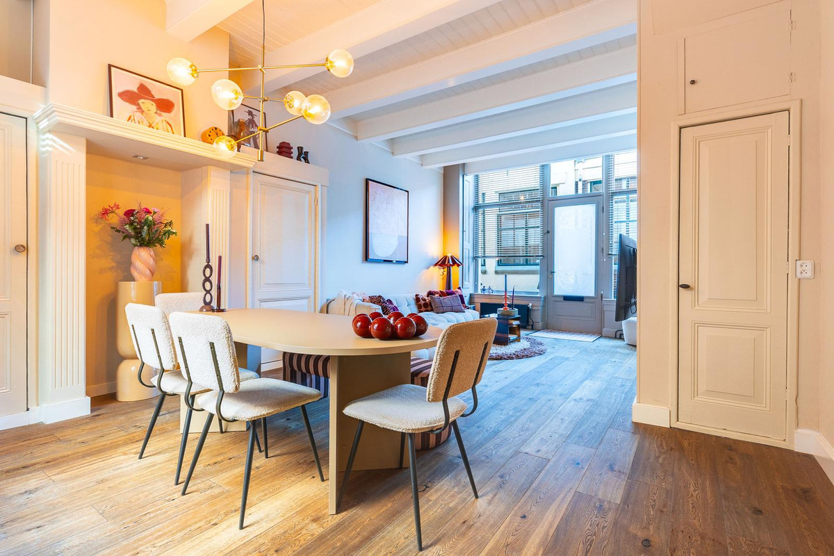 Tussenwoning te koop: Appelsteeg 4, Hoorn
