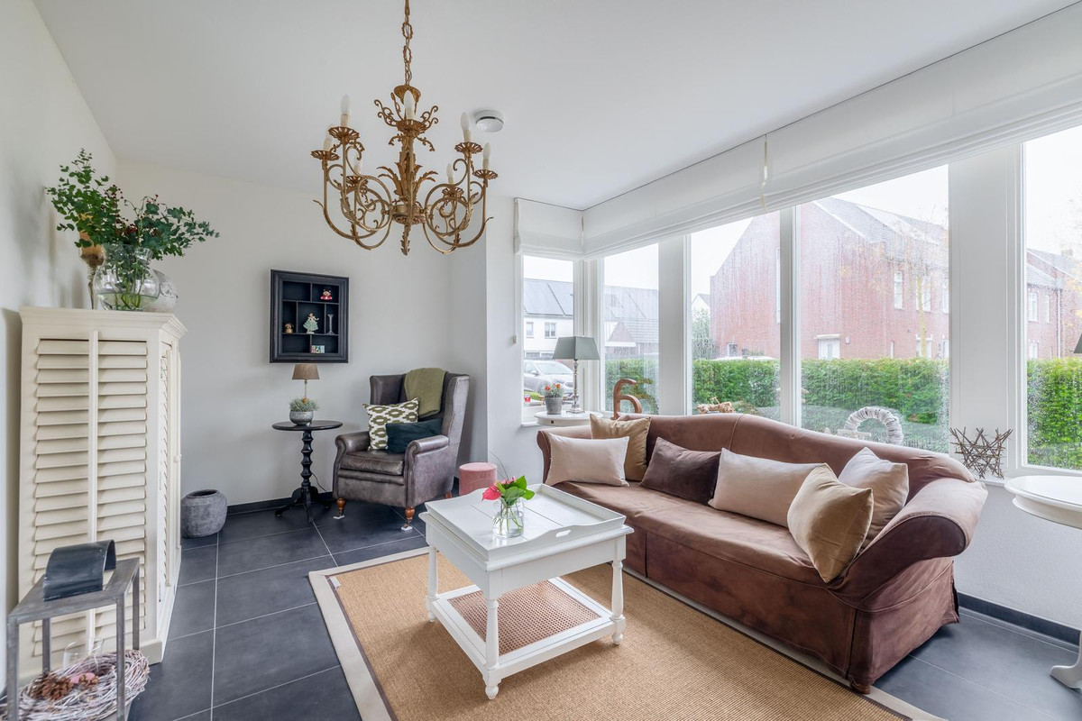 Hoekwoning te koop: Maaszicht 12, Lomm