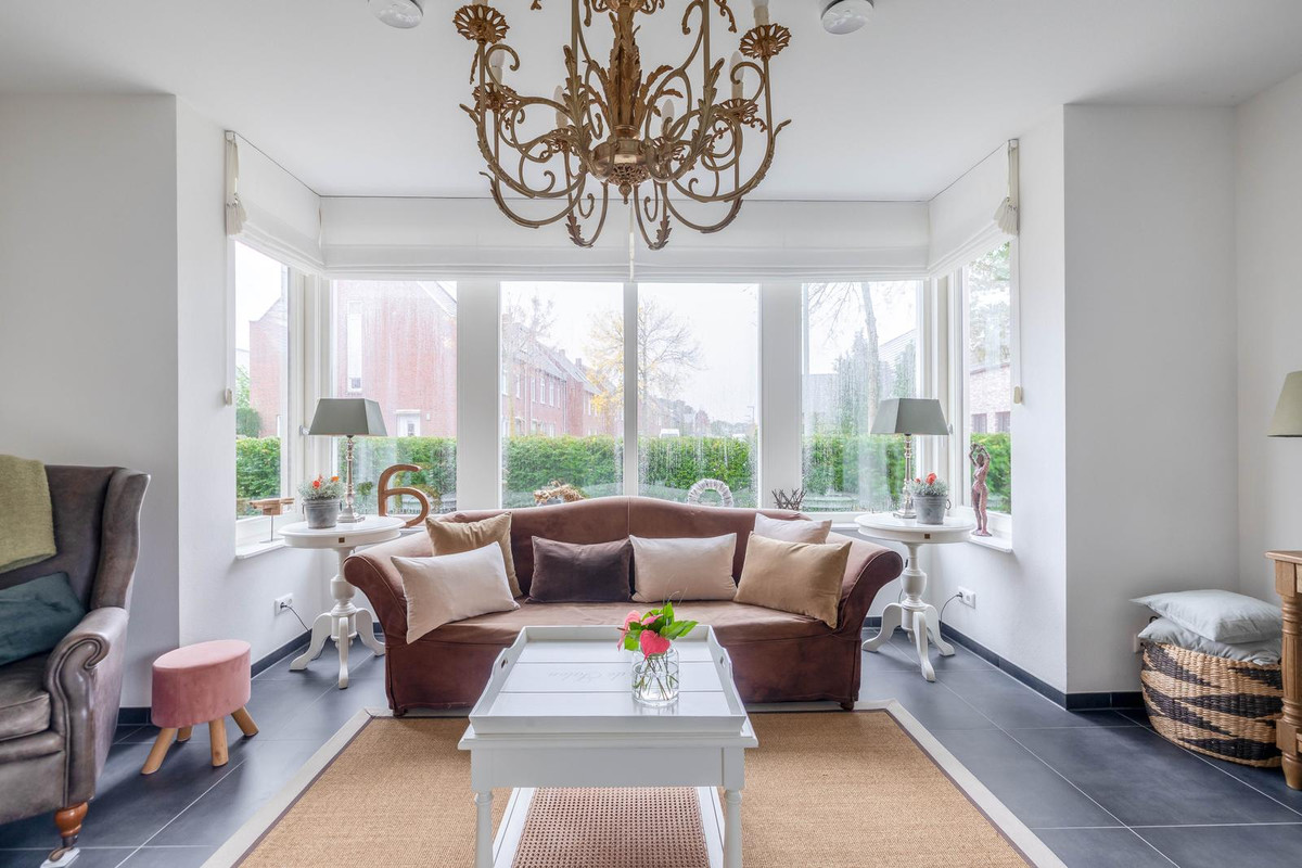 Hoekwoning te koop: Maaszicht 12, Lomm