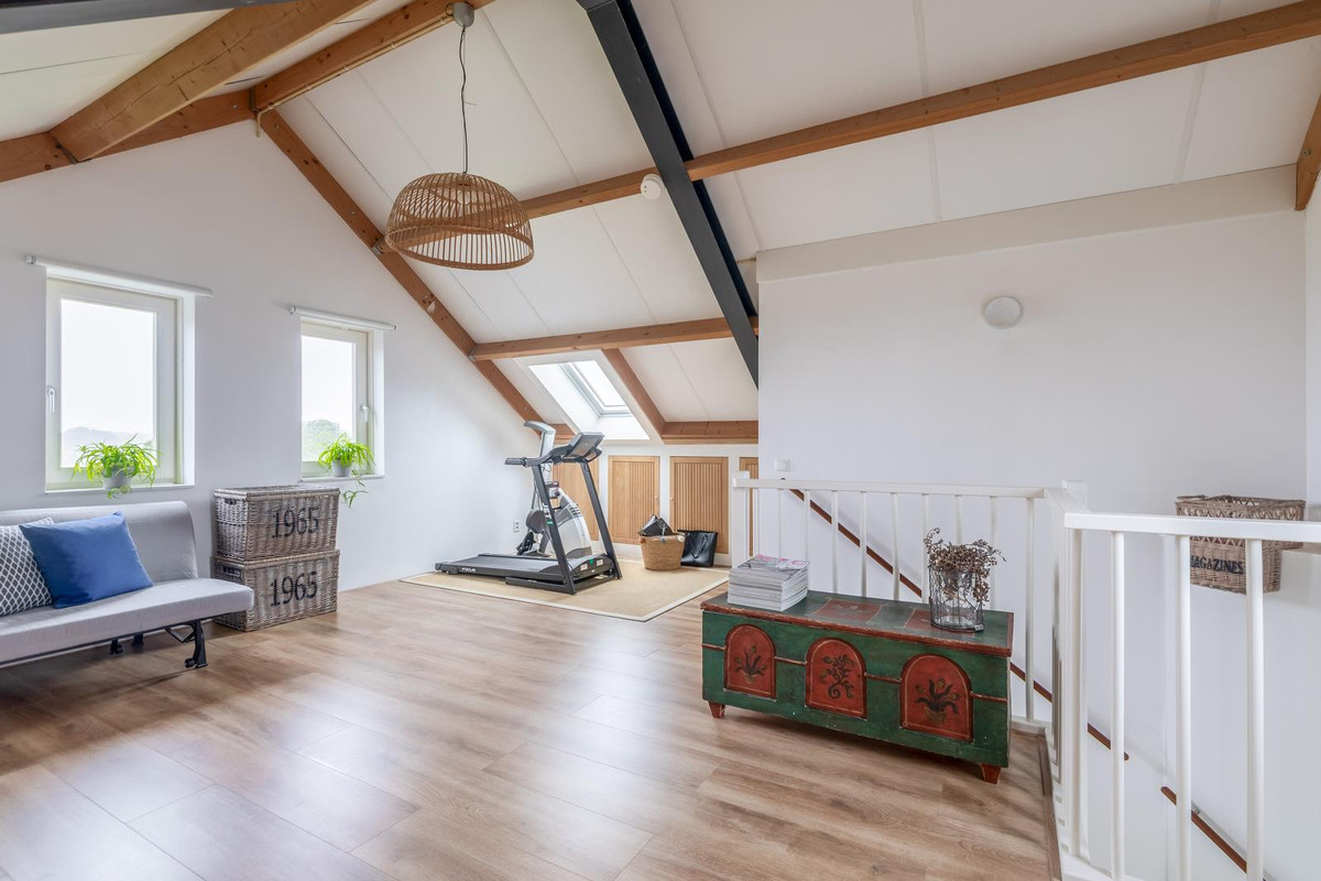 Hoekwoning te koop: Maaszicht 12, Lomm