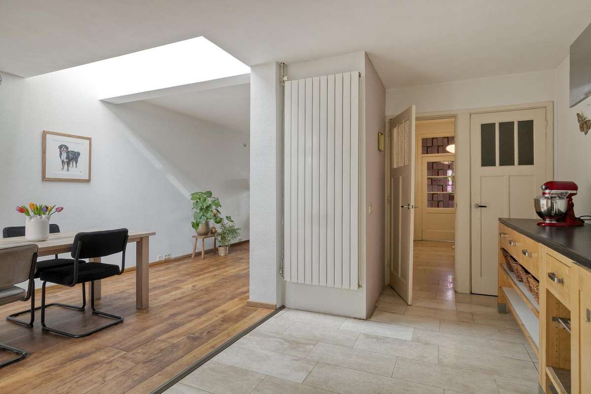 Tussenwoning te koop: Ringbaan-Oost 265, Tilburg