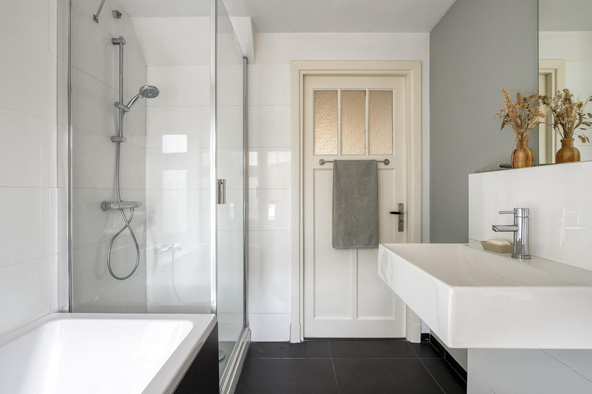 Tussenwoning te koop: Ringbaan-Oost 265, Tilburg
