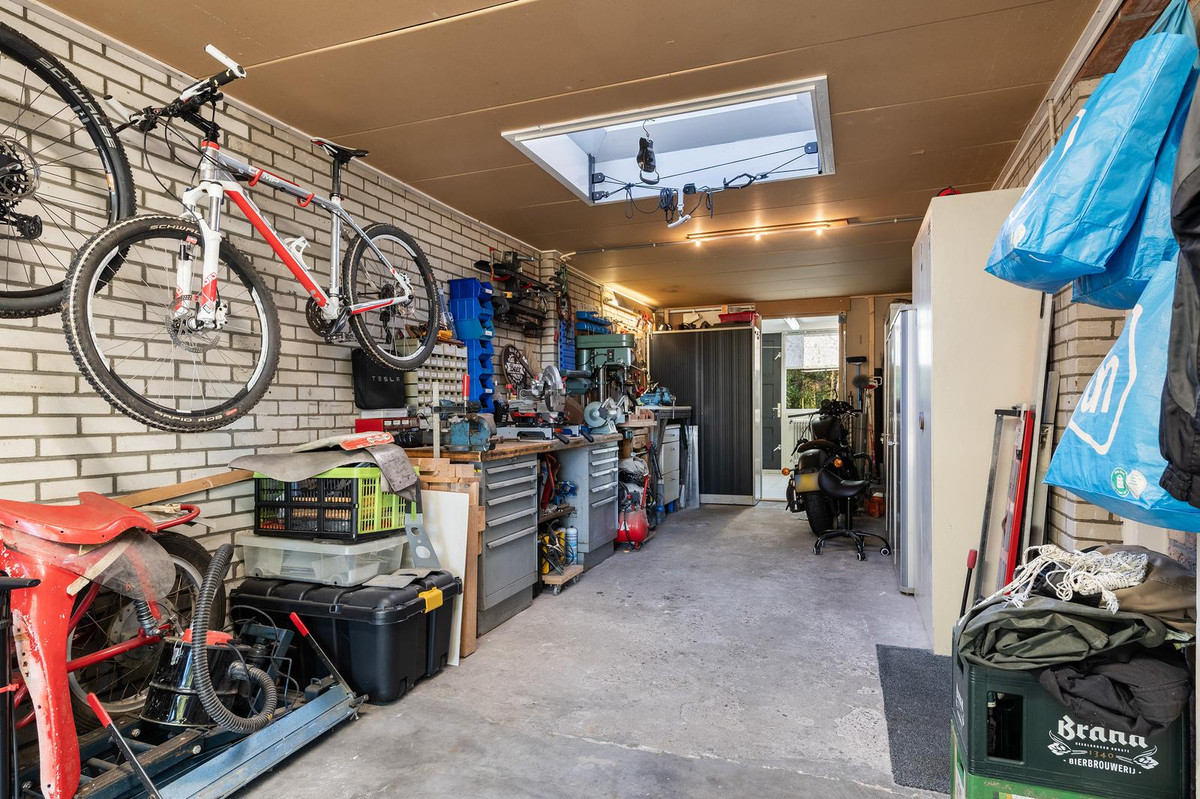 Tussenwoning te koop: P.C. Hooftlaan 18, Hengelo