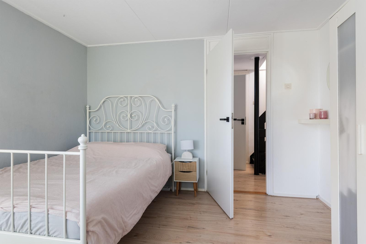 Tussenwoning te koop: P.C. Hooftlaan 18, Hengelo