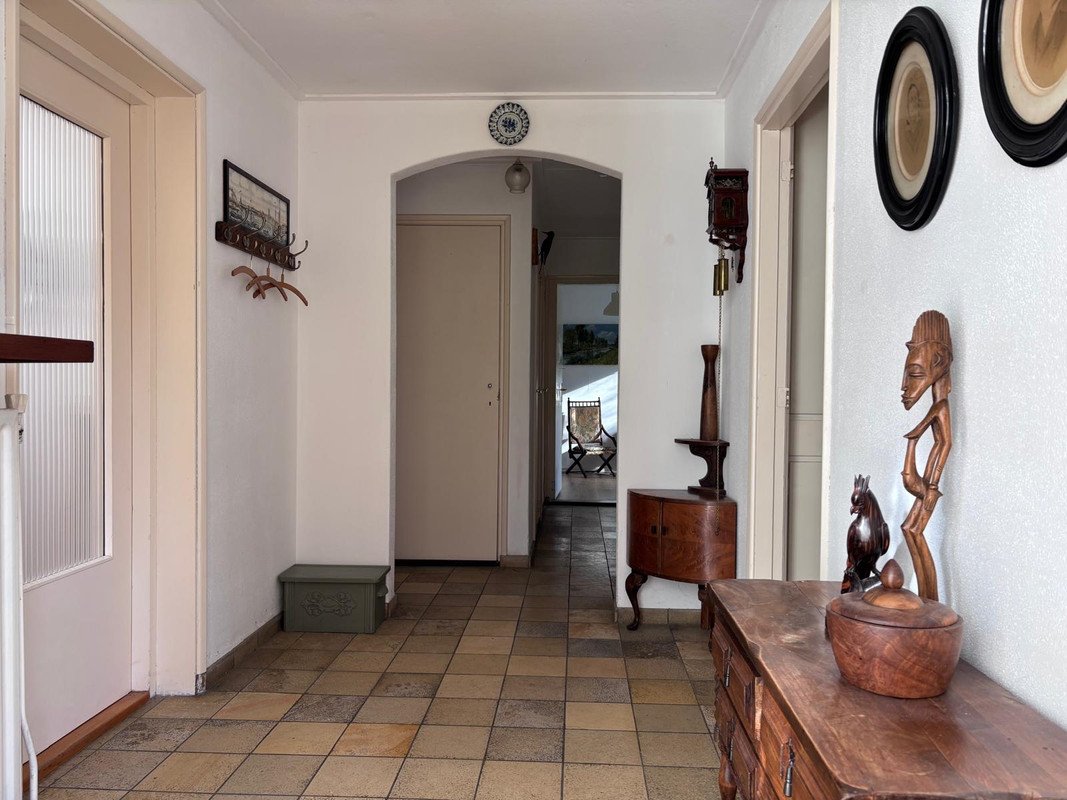 Twee-onder-één-kap te koop: Wandeldreef 3, Aardenburg
