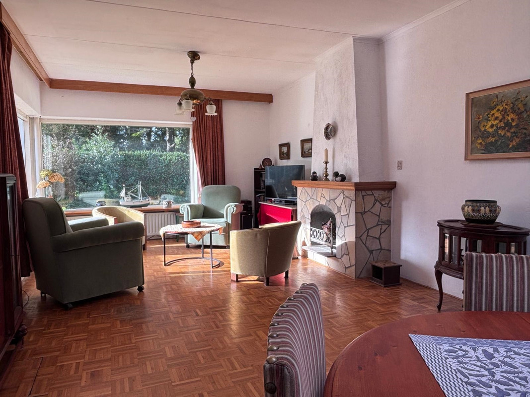 Twee-onder-één-kap te koop: Wandeldreef 3, Aardenburg