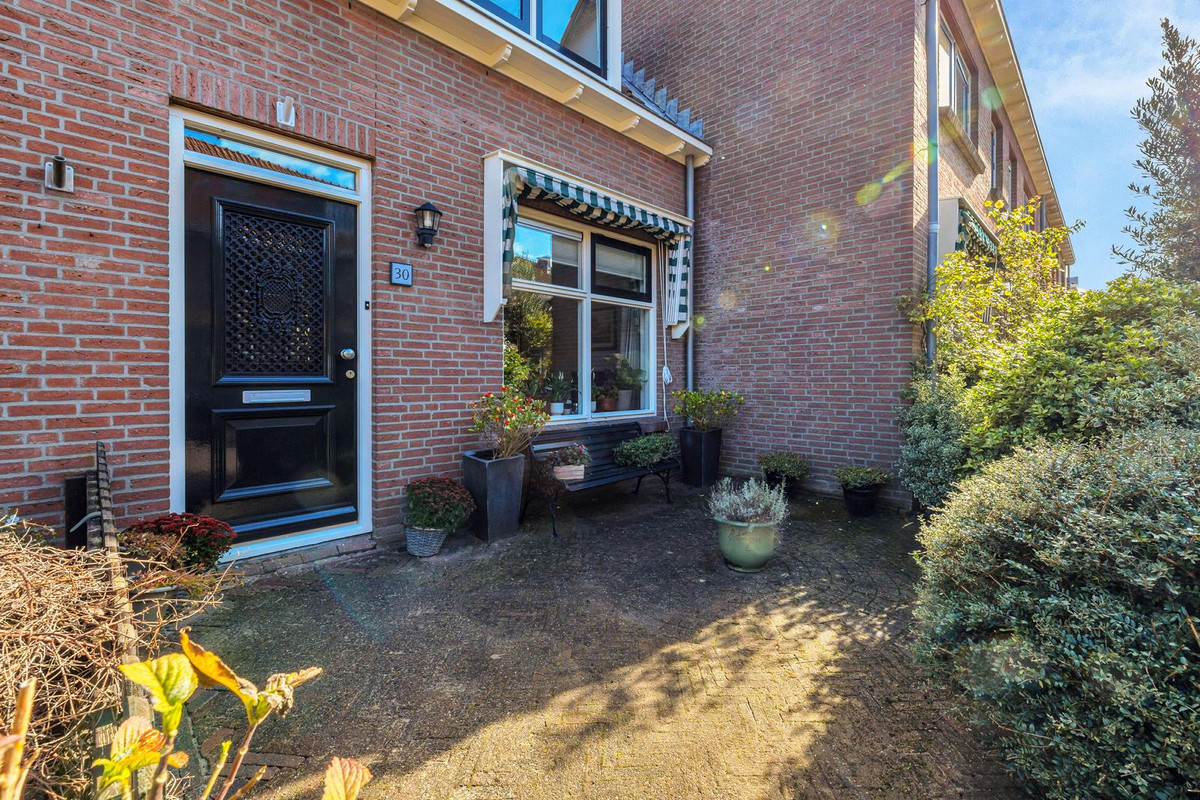 Tussenwoning te koop: Zoutziederstraat 30, Brielle