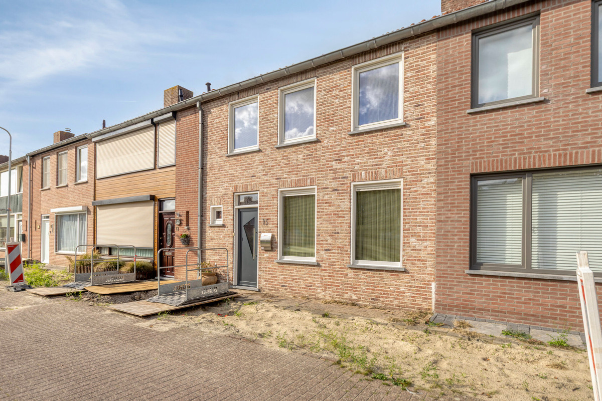 Tussenwoning te koop: Gouverneurstraat 15, Sluis