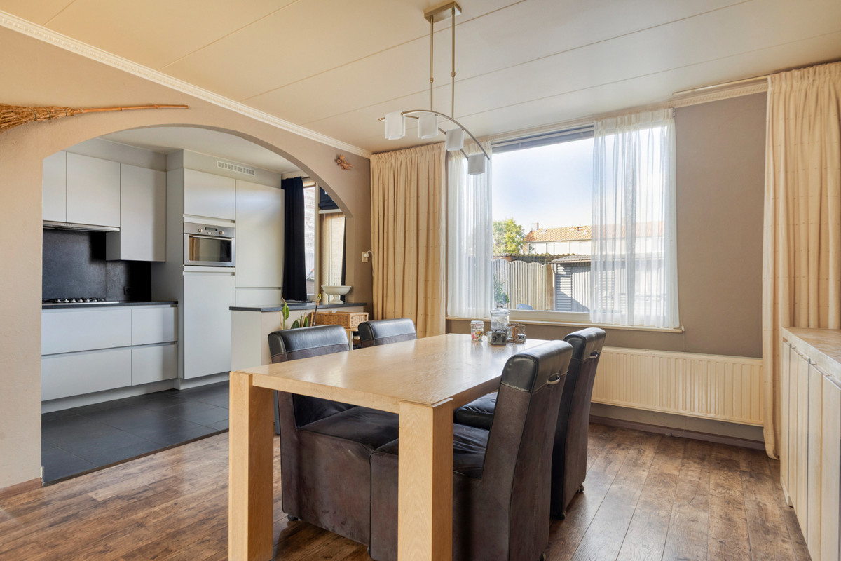Tussenwoning te koop: Gouverneurstraat 15, Sluis