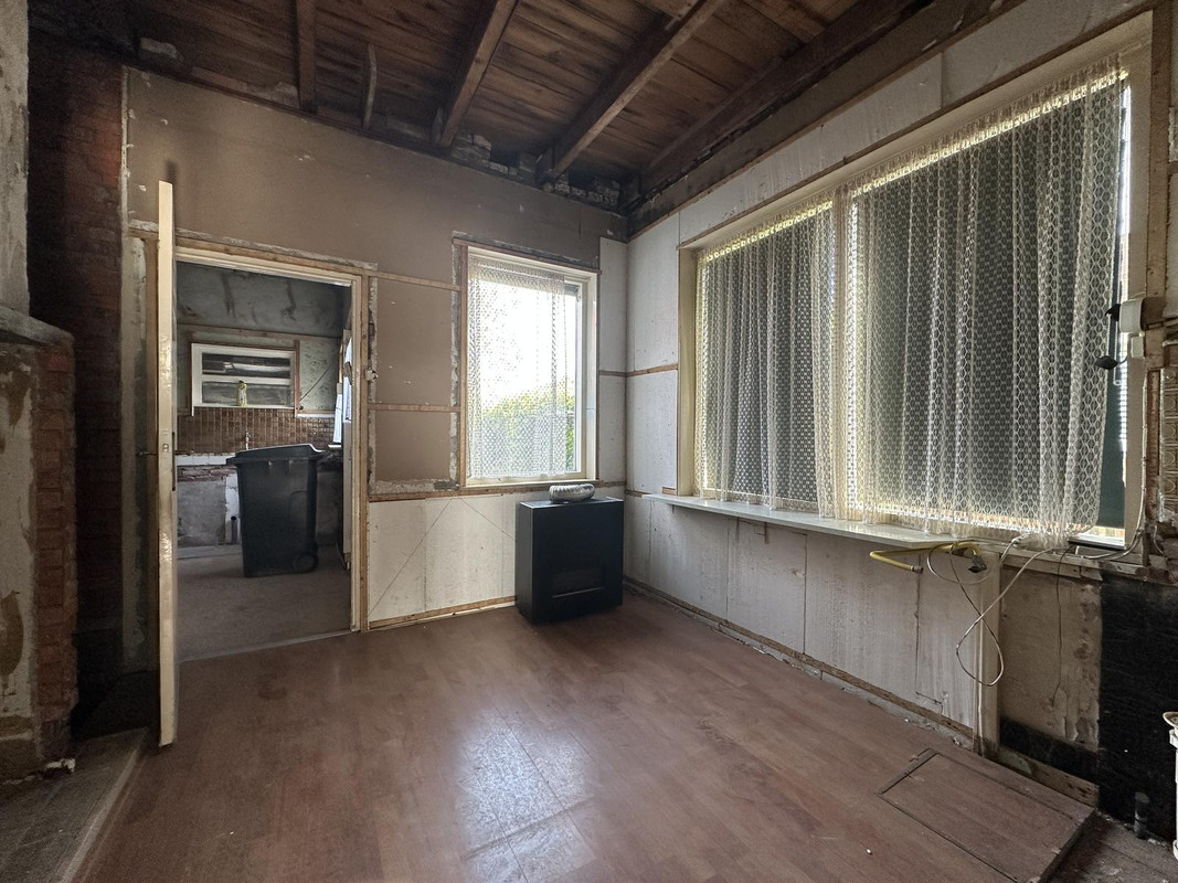 Twee-onder-één-kap te koop: Hoendiep 192, Groningen