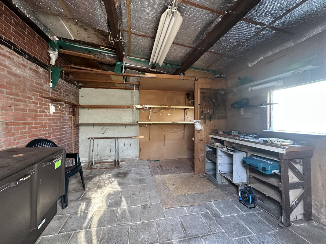 Twee-onder-één-kap te koop: Hoendiep 192, Groningen