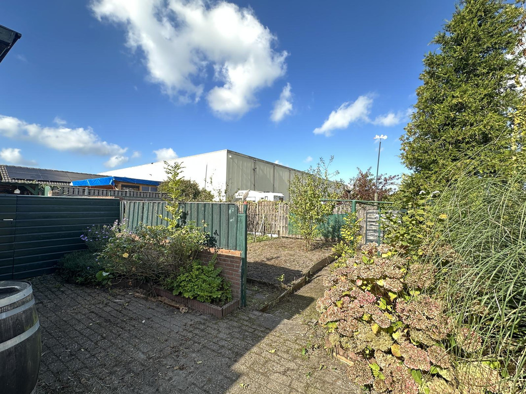 Twee-onder-één-kap te koop: Hoendiep 192, Groningen