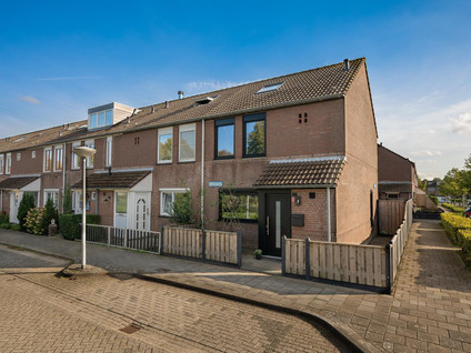 Zalmplein 27