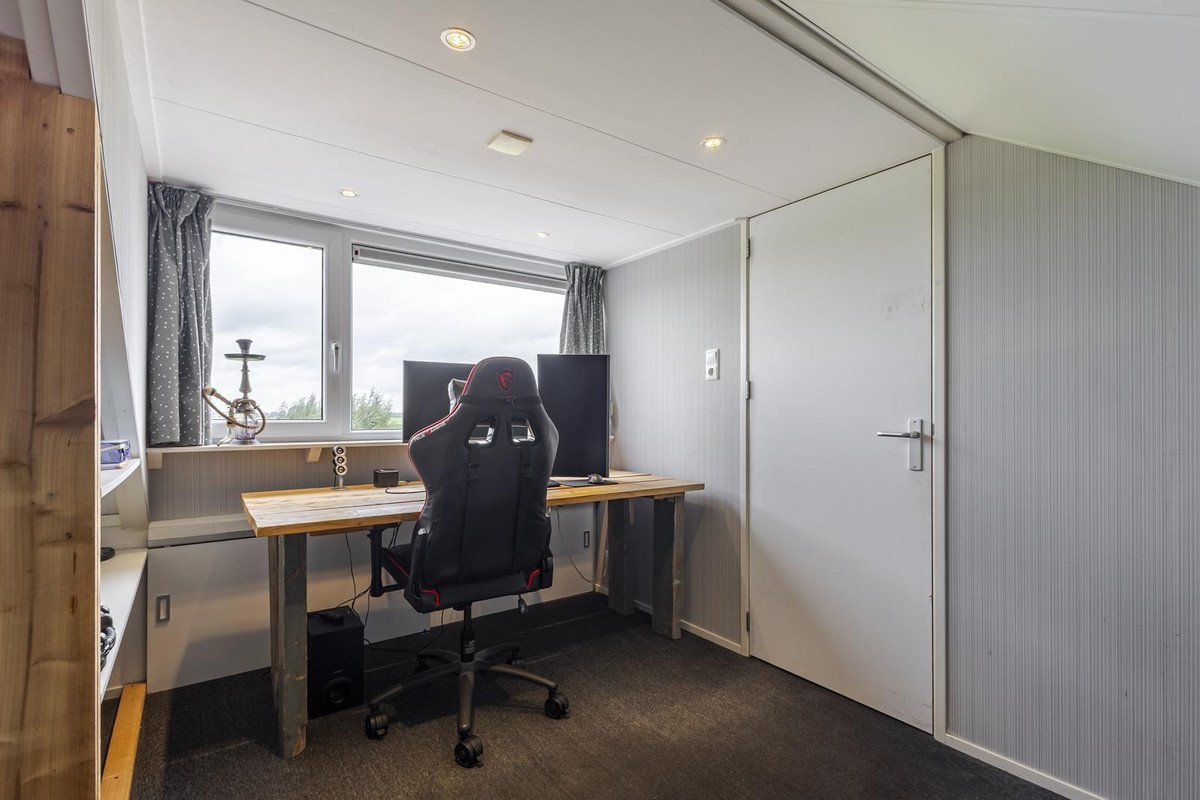 Tussenwoning te koop: Nassaustraat 9, Ottoland