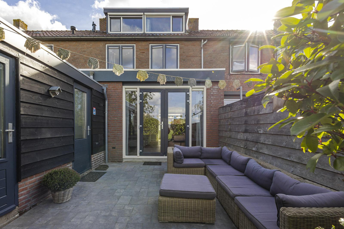 Tussenwoning te koop: Nassaustraat 9, Ottoland