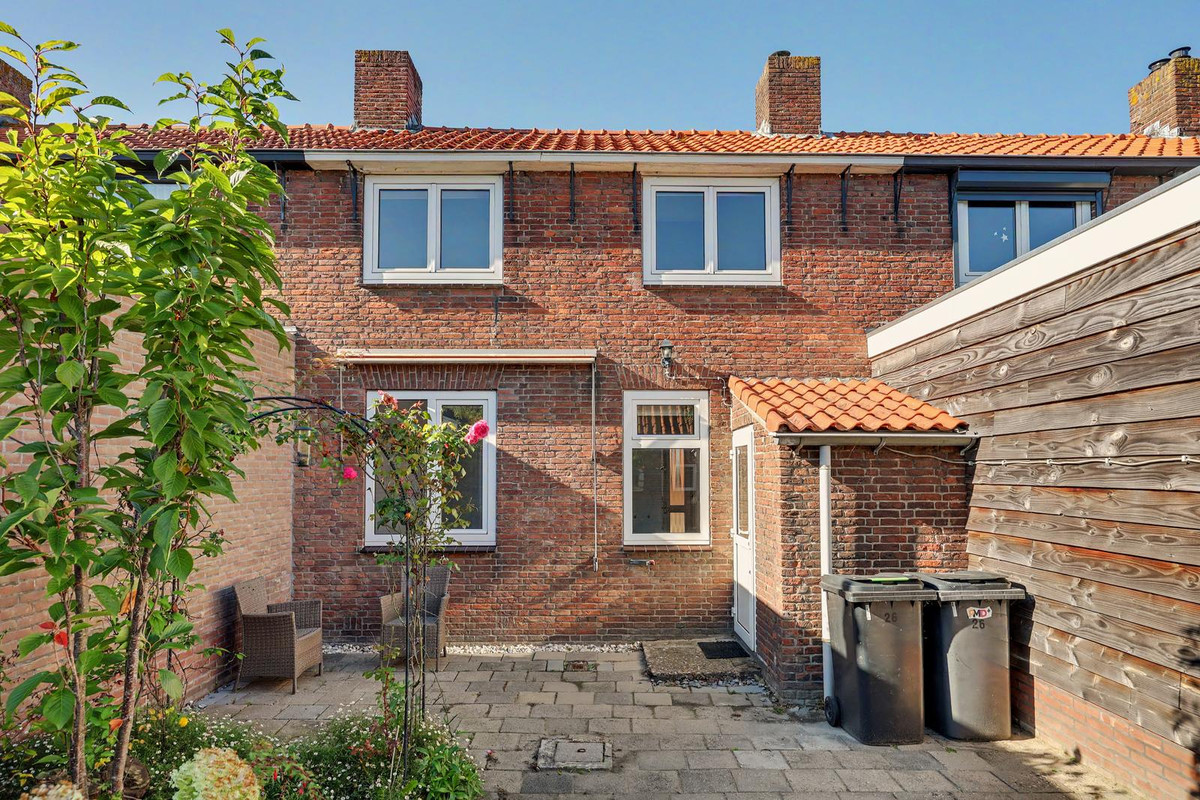 Tussenwoning te koop: Margrietstraat 26, Yerseke
