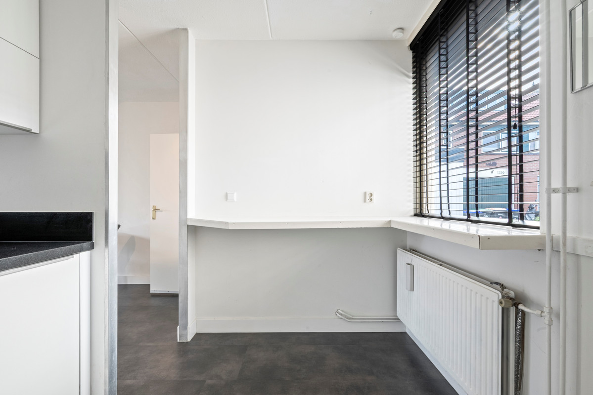 Tussenwoning te koop: Kruiszwin 1360, Julianadorp