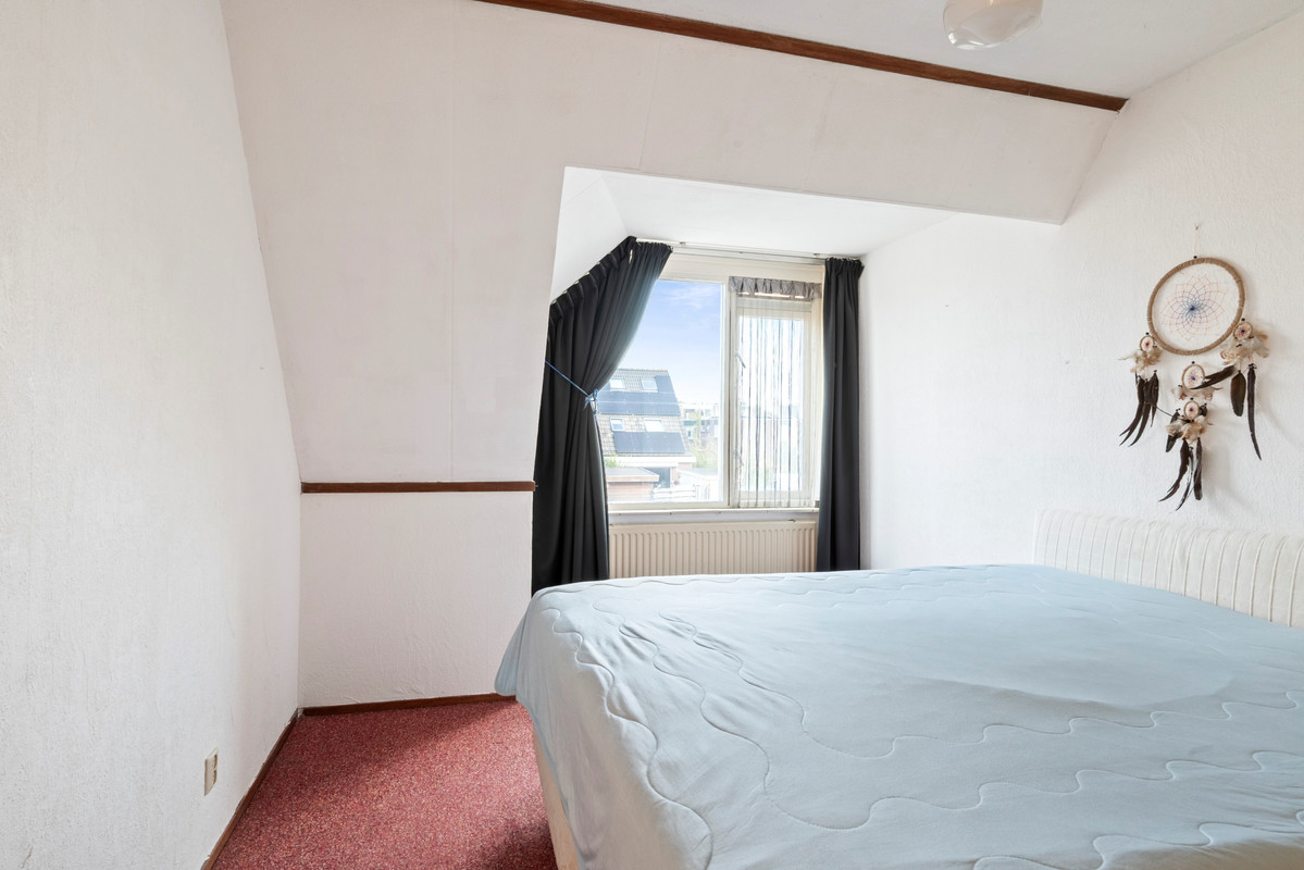 Tussenwoning te koop: Kruiszwin 1360, Julianadorp