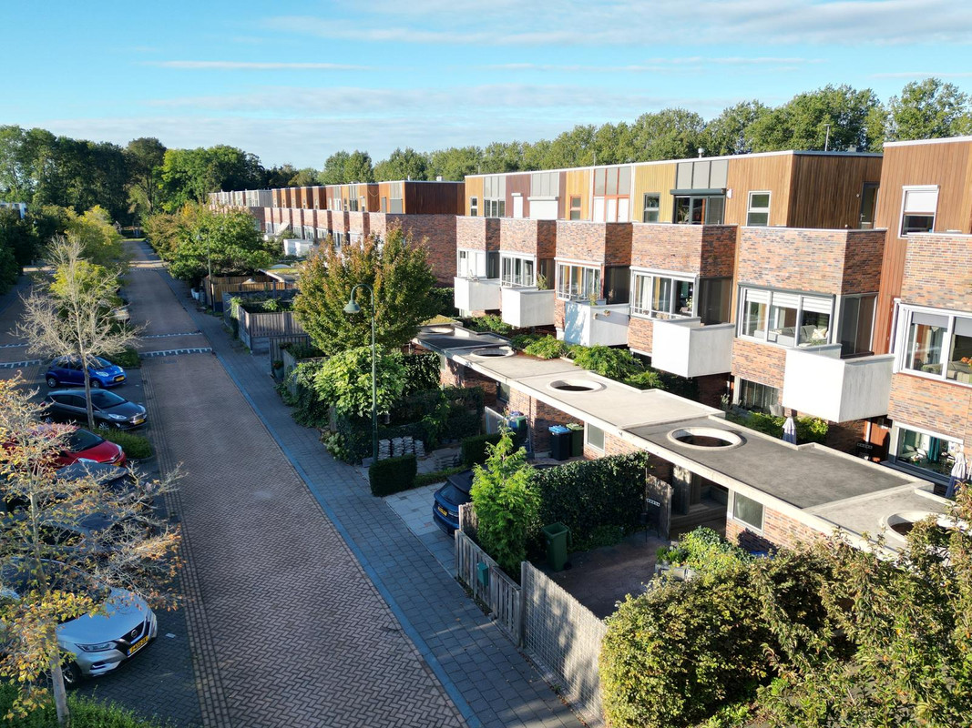 Tussenwoning te koop: Burgemeester Bracklaan 49, Reeuwijk