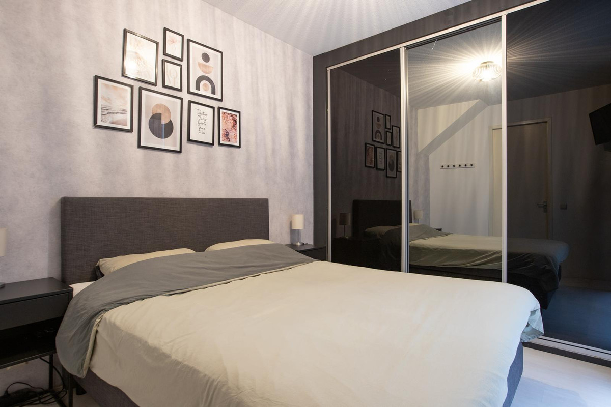 Tussenwoning te koop: Burgemeester Bracklaan 49, Reeuwijk