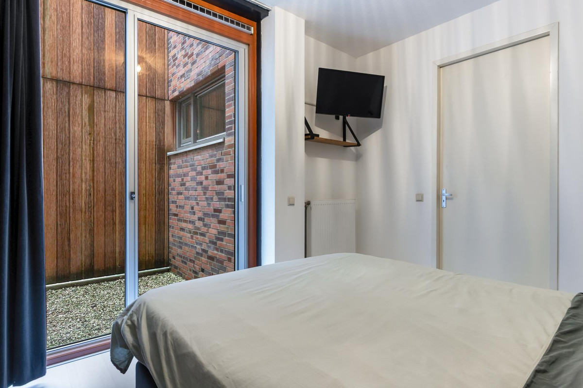 Tussenwoning te koop: Burgemeester Bracklaan 49, Reeuwijk