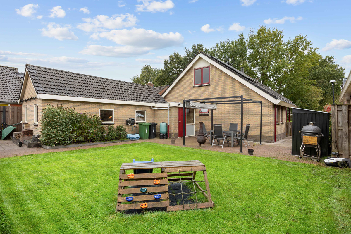 Vrijstaande woning te koop: De Stoeken 6, De Wilp