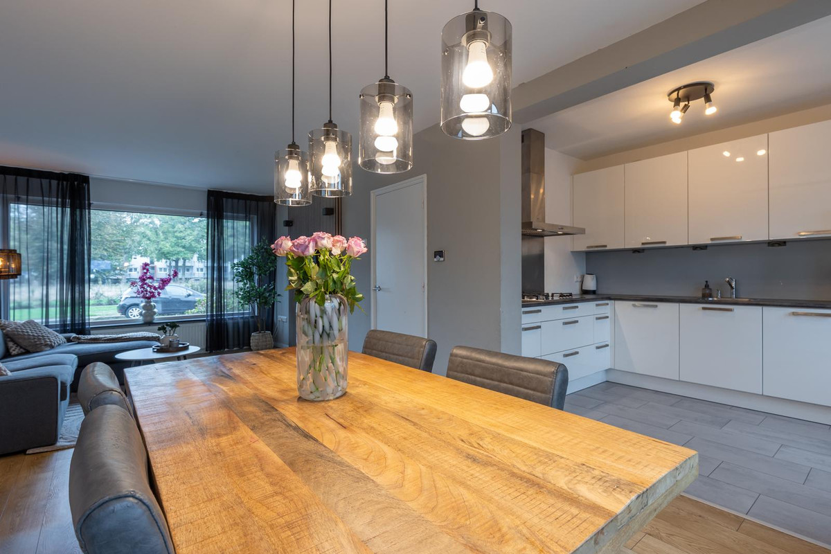 Hoekwoning te koop: Leeuwenhoekstraat 42, Geleen