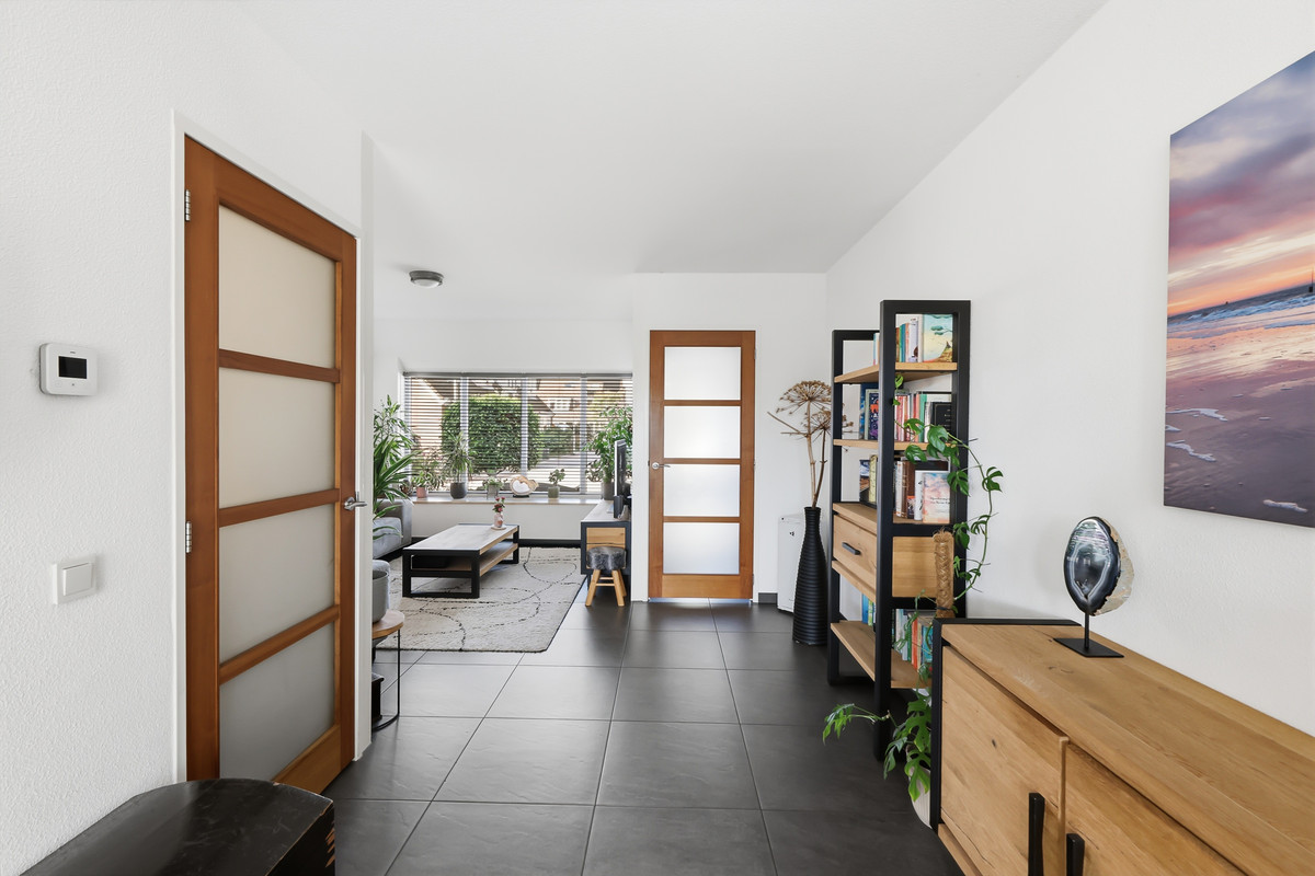Tussenwoning te koop: Martin Luther Kingstraat 66, Vlissingen