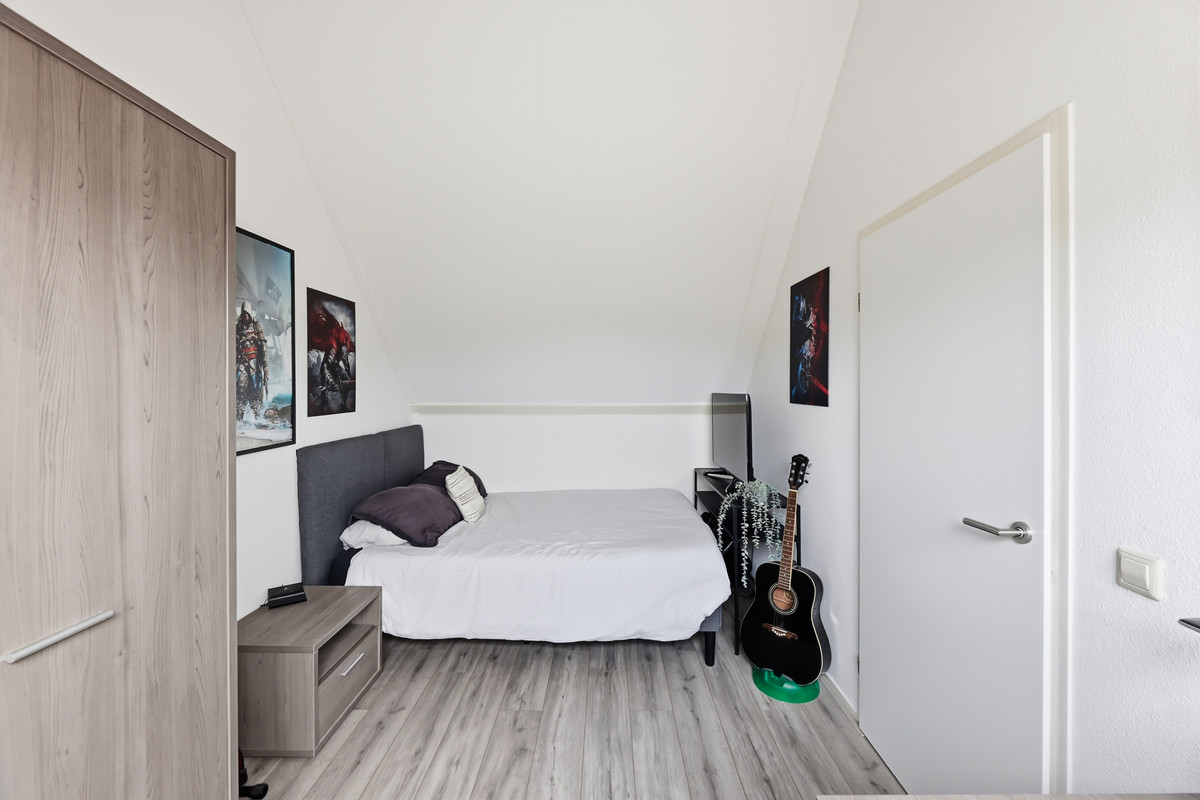 Tussenwoning te koop: Martin Luther Kingstraat 66, Vlissingen