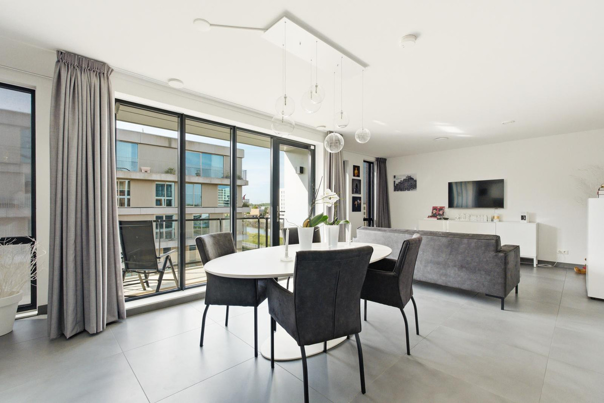 Appartement te koop: Muiderlaan 391, Amsterdam