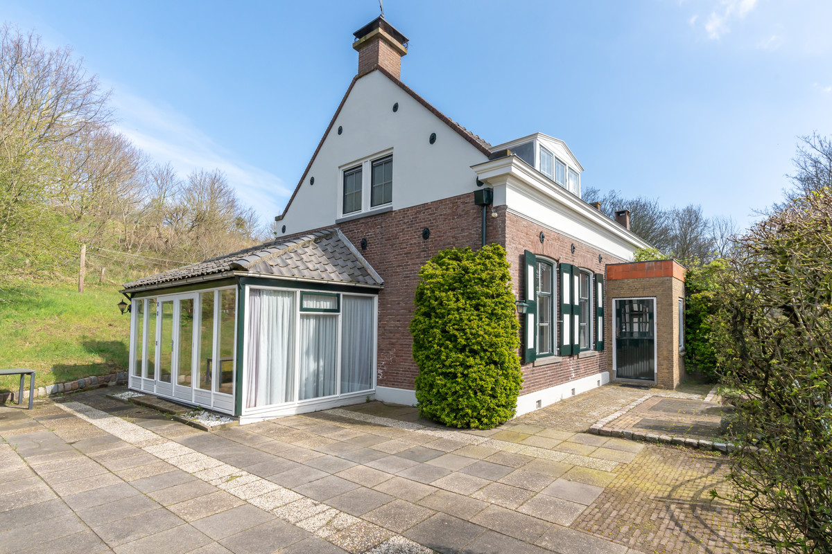 Twee-onder-één-kap te koop: Rampweg 3, Renesse