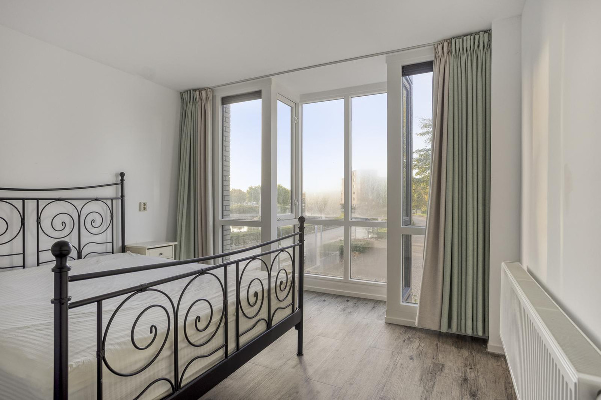 Hoekwoning te koop: Rustenburgpark 1, Hoofddorp