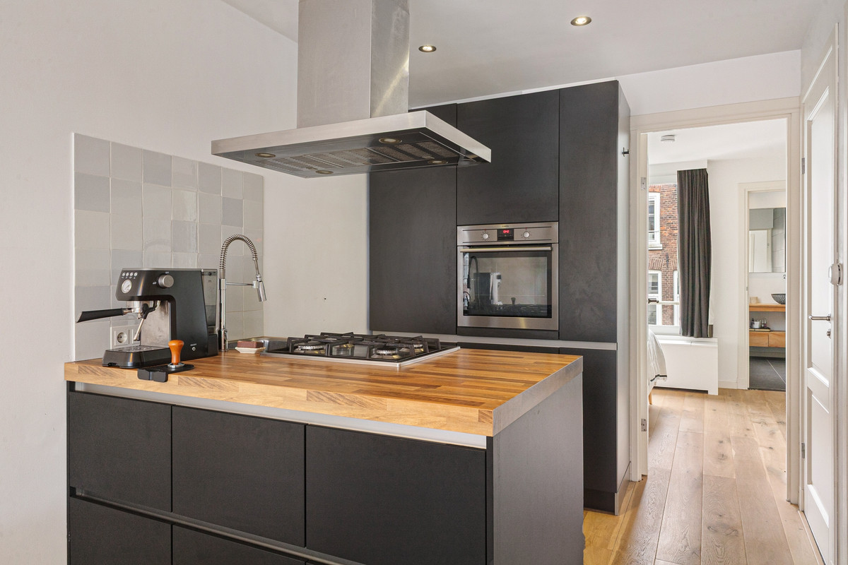 Studio te koop: Albert Cuypstraat 200-3, Amsterdam