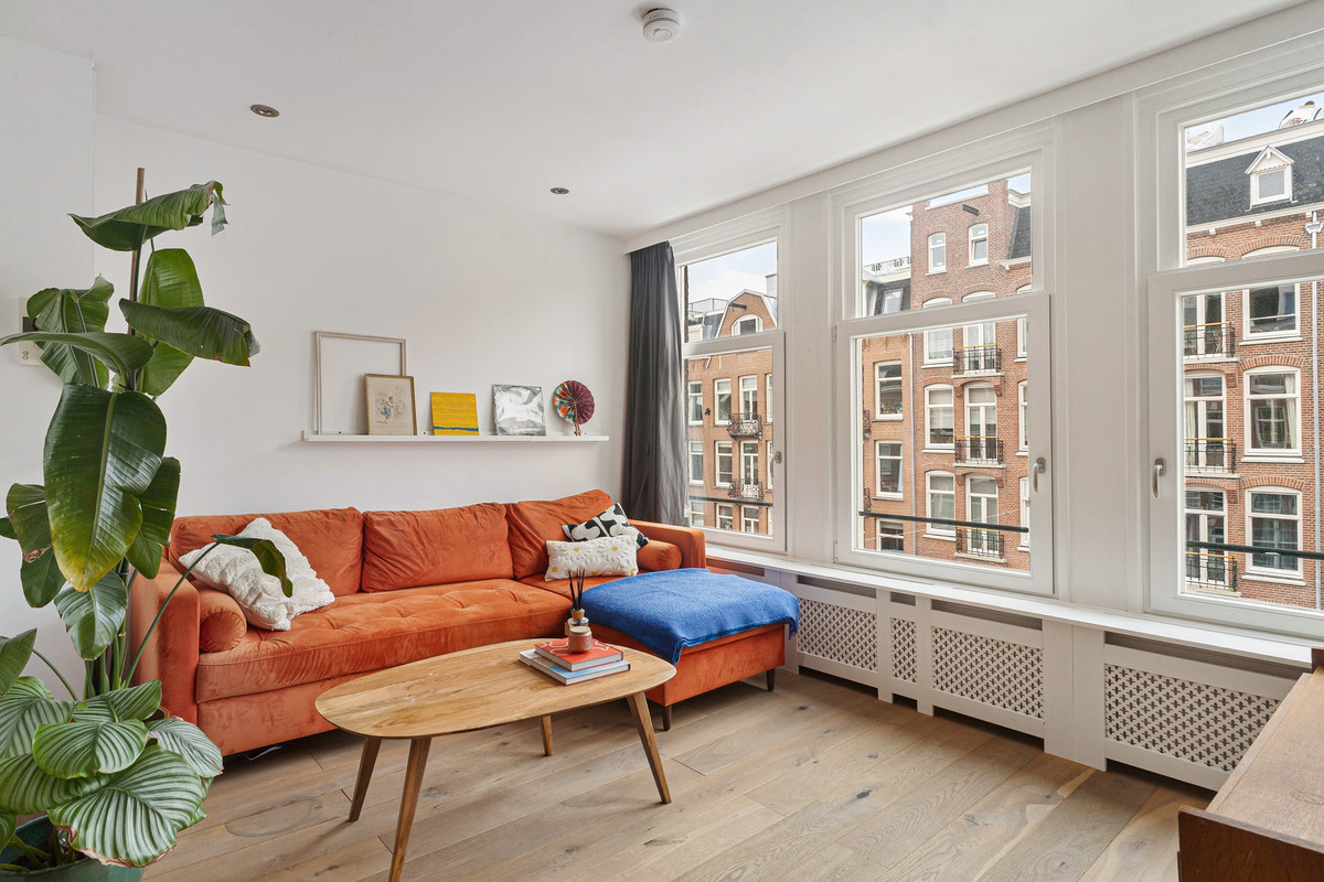 Studio te koop: Albert Cuypstraat 200-3, Amsterdam