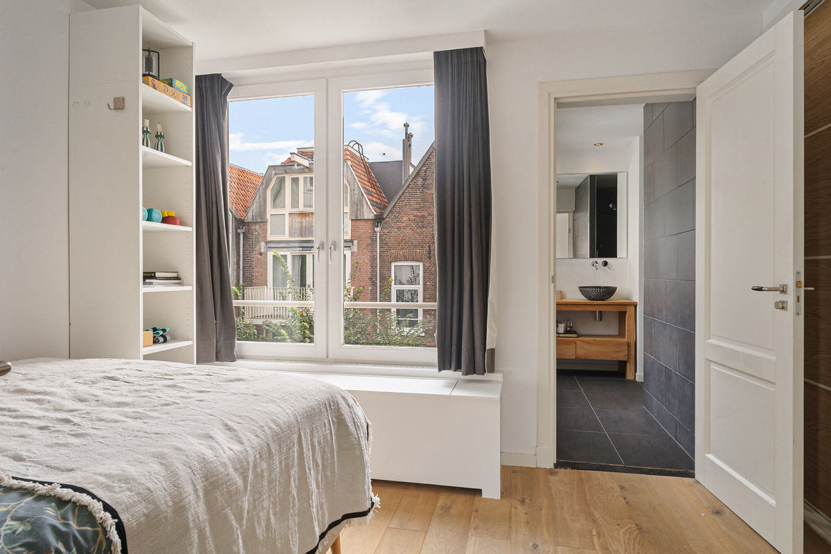 Studio te koop: Albert Cuypstraat 200-3, Amsterdam