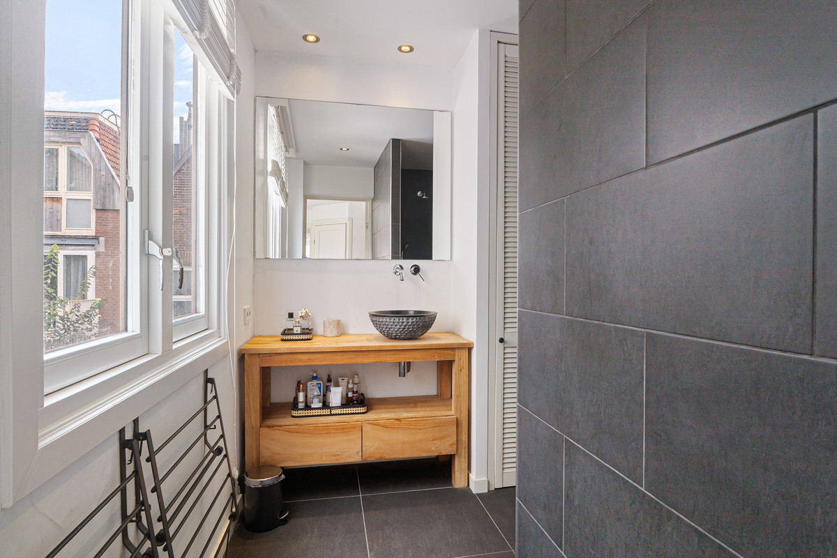 Studio te koop: Albert Cuypstraat 200-3, Amsterdam