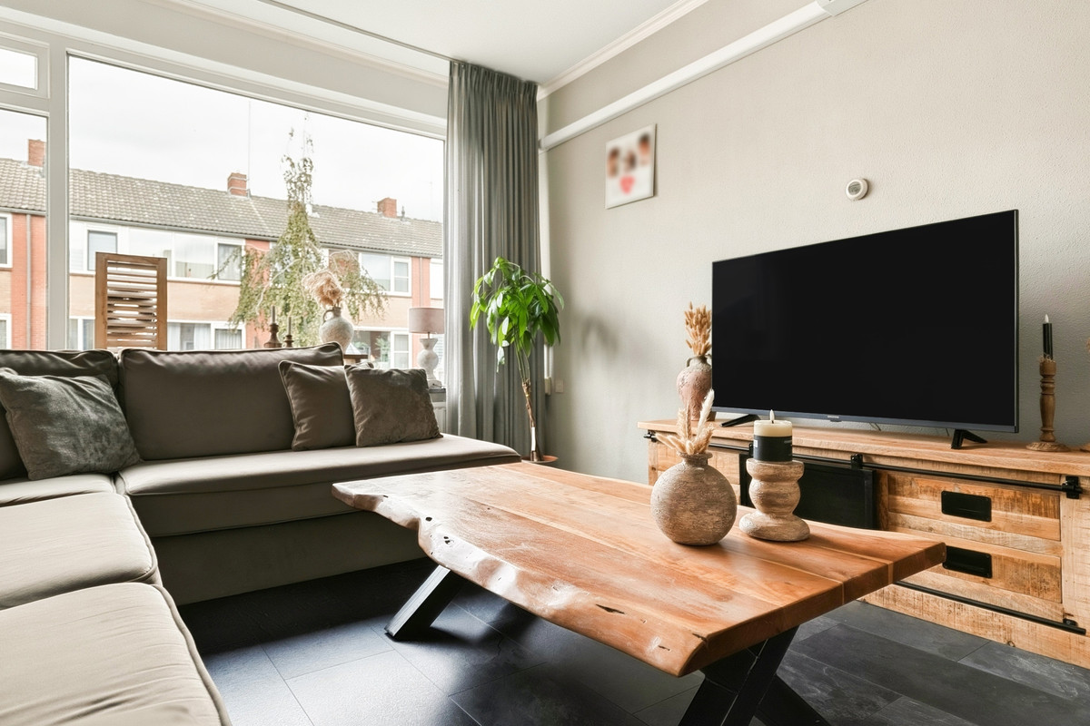 Tussenwoning te koop: Constantijnstraat 89, Vroomshoop
