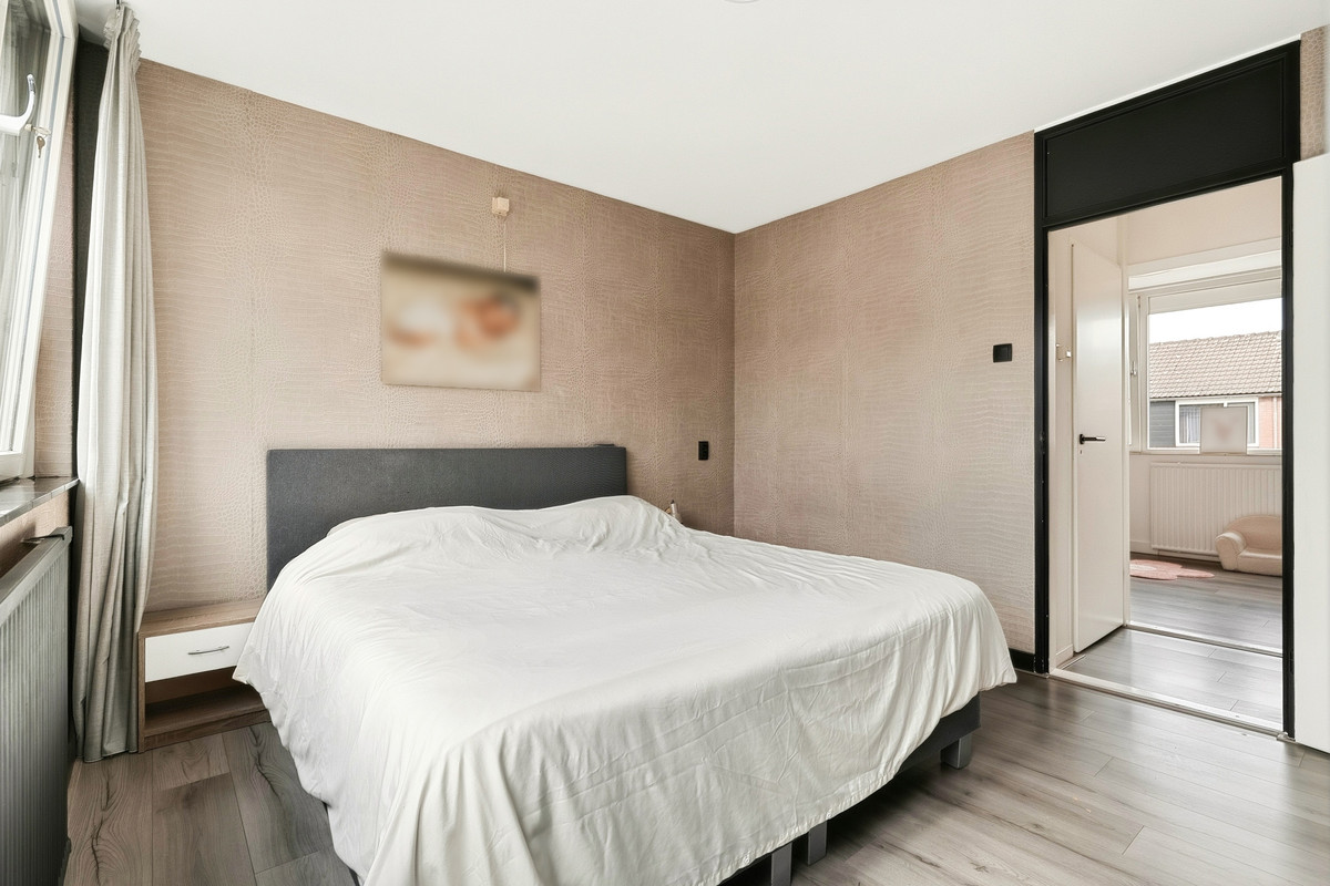 Tussenwoning te koop: Constantijnstraat 89, Vroomshoop