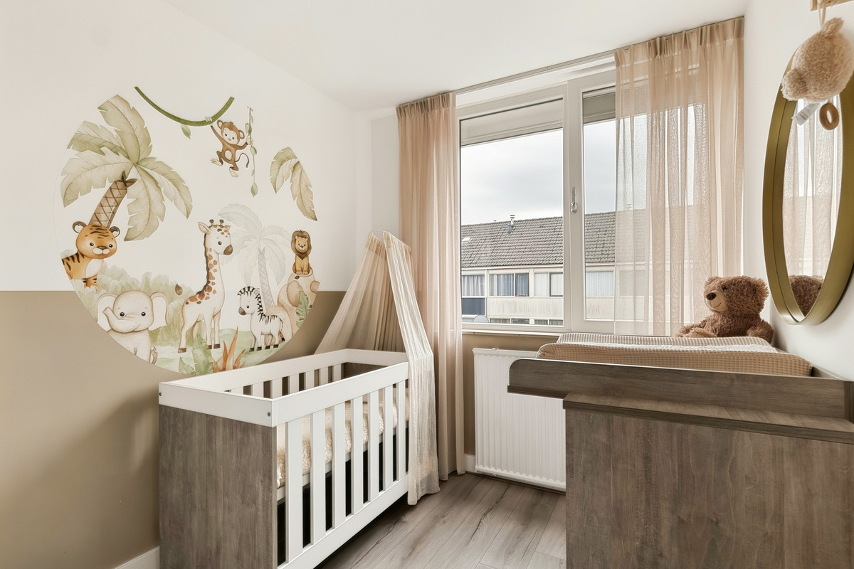 Tussenwoning te koop: Constantijnstraat 89, Vroomshoop
