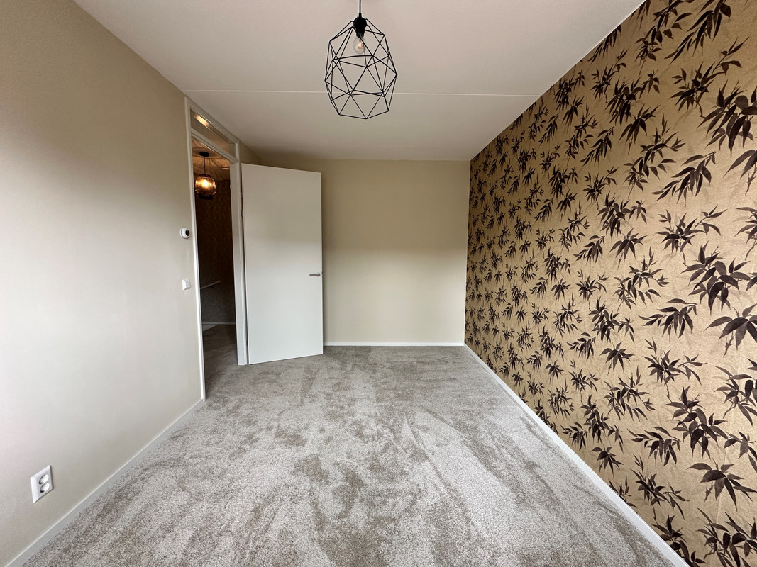 Tussenwoning te huur: Weijland 14, Spierdijk