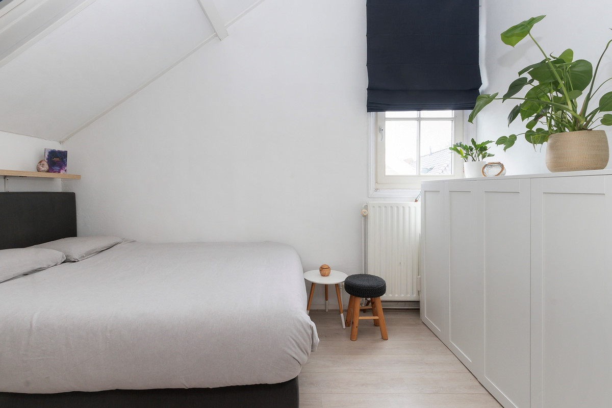 Tussenwoning te koop: Eigenhaard 31, Dordrecht