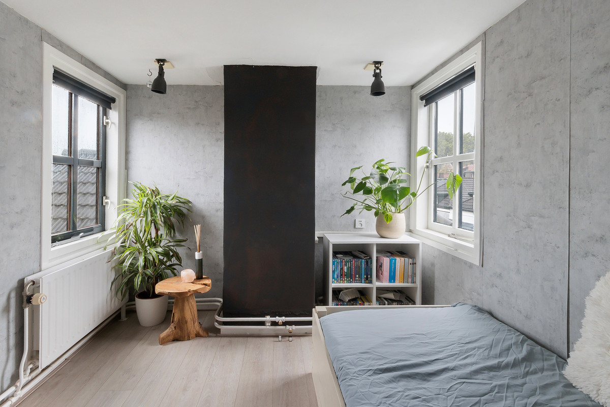 Tussenwoning te koop: Eigenhaard 31, Dordrecht