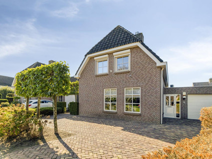 Zandweide 8