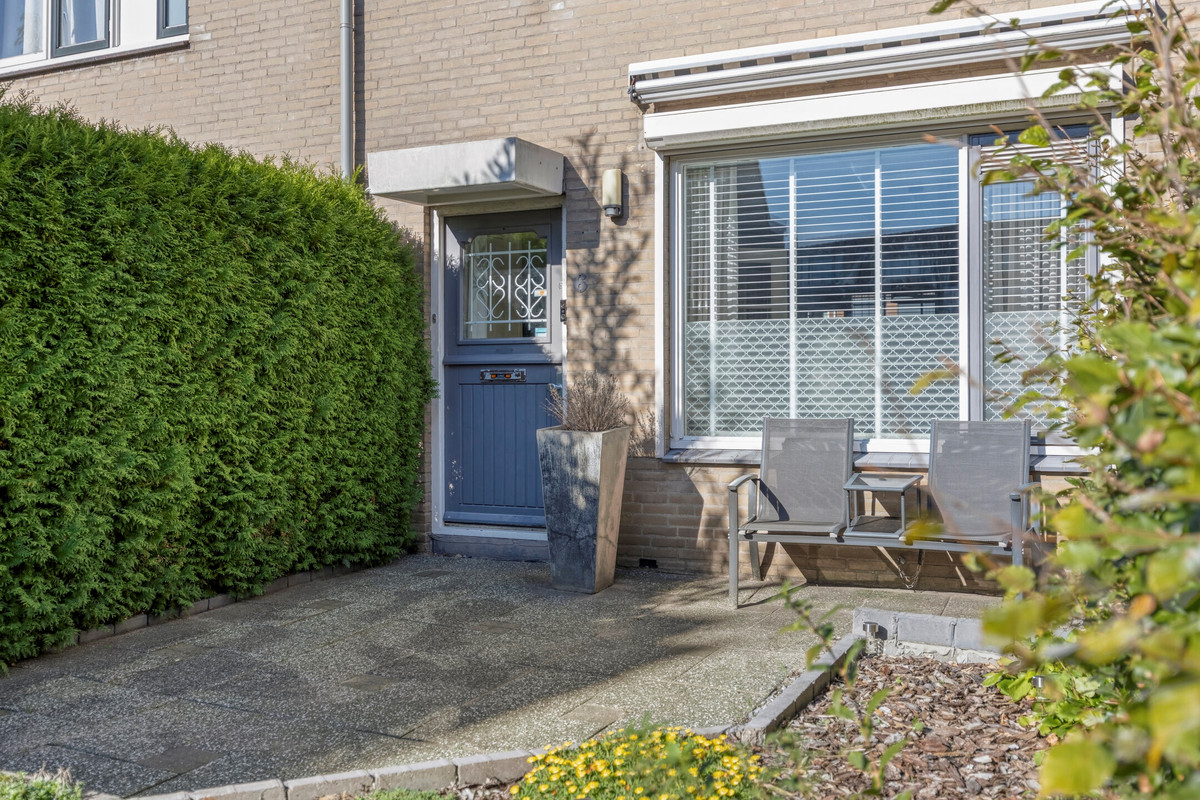 Tussenwoning te koop: Spechtendaal 6, Nieuwerkerk A/D Ijssel