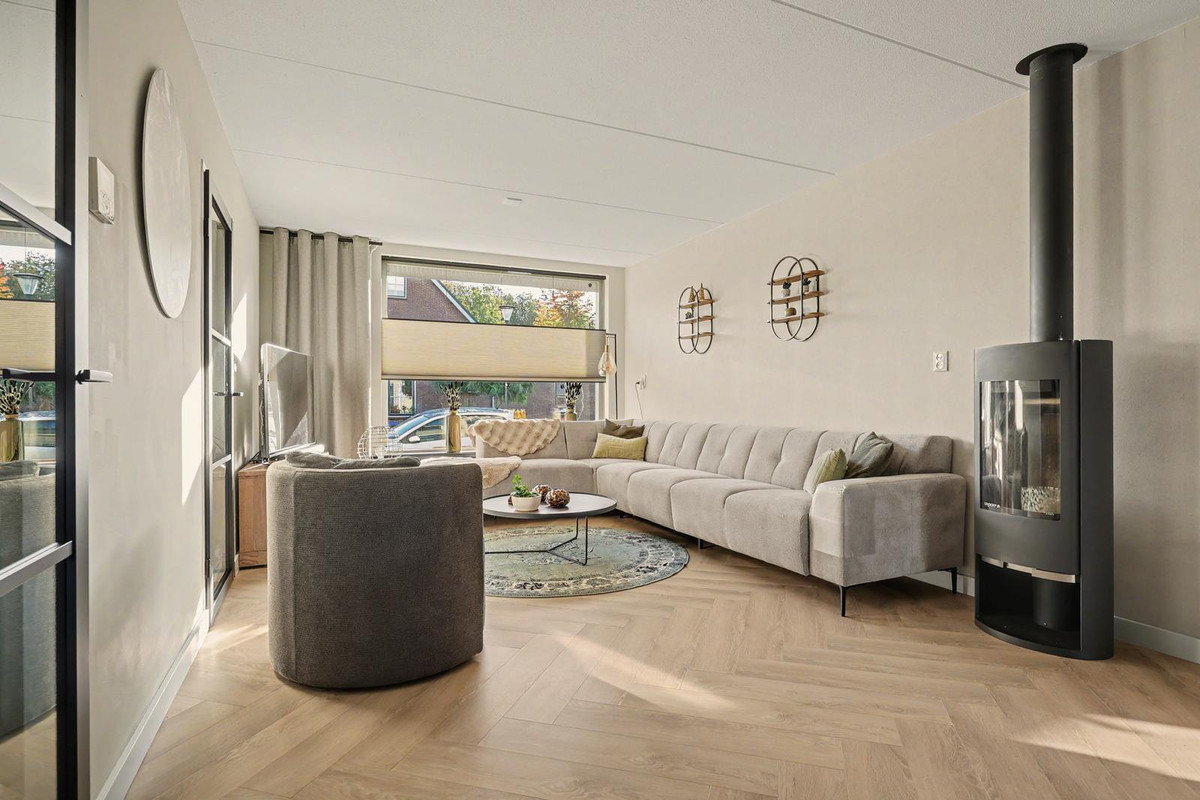 Tussenwoning te koop: Dr.W.Dreeslaan 9, Goes